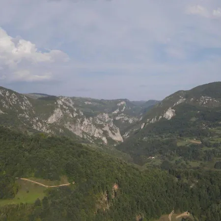 וילה Rustic Luxury Drina Drlace